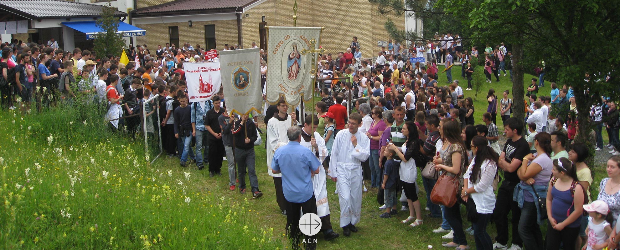 Bosnia – Cardinal Puljic speaks about the creeping threat to the existence of Catholics in the country