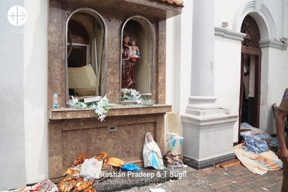 St. Anthony´s Shrine after the deadly blasts secured by miliatry and police - damaged statues.