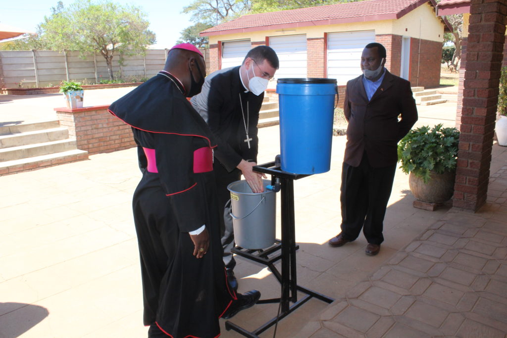 Clergy and religious in Zimbabwe looking forward to the protection material provided by ACN