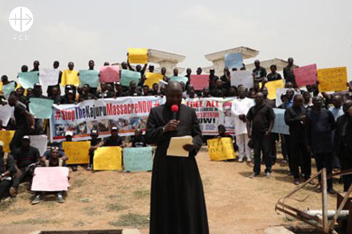 Peaceful procession "Stop the Kajuru Massacre now". People demonstrate against the killing in Southern Kaduna.