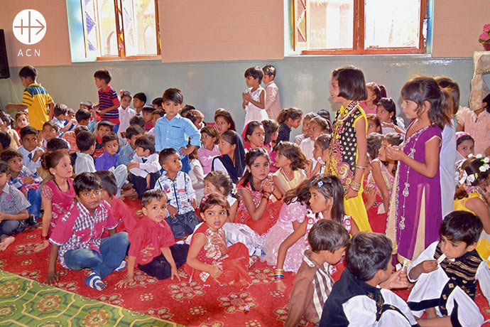 Con sus casi 8.000 católicos, Khushpur, ubicado a 40 kilómetros al sur de Faisalabad.