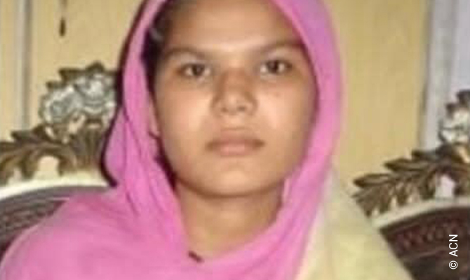 Pakistan, Rawalpindi - Sonia Bibi, 24, was reportedly shot dead at the Fazaia Colony bus stop in Rawalpindi, close to the capital, Islamabad.