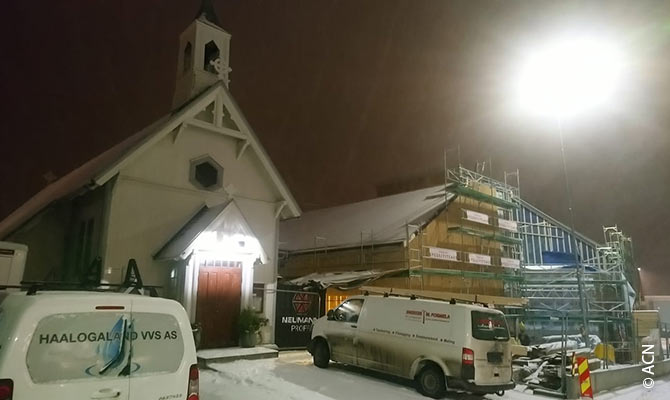 A ACN apoiou a reconstruçãoda casa paroquial Santa Sunniva in Harstad, Noruega, que sofreu um incêndio.