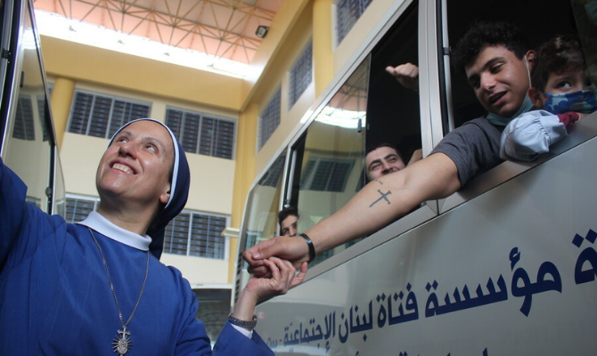 Familienbesuche in der Beit-Habbak-Schule (Missionsschwestern vom Allerheiligsten Sakrament)