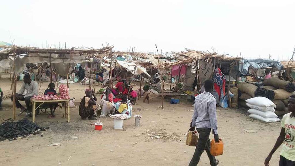 Refugee camp of for South Sudanese near Kosti