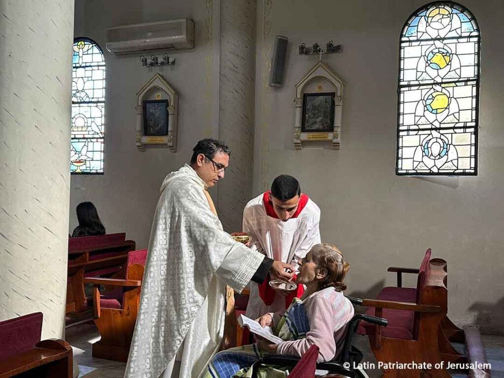 Die Christen in Gaza „werden versuchen, Weihnachten so gut wie möglich zu feiern, trotz der widrigen Umstände“, so der Patriarch.