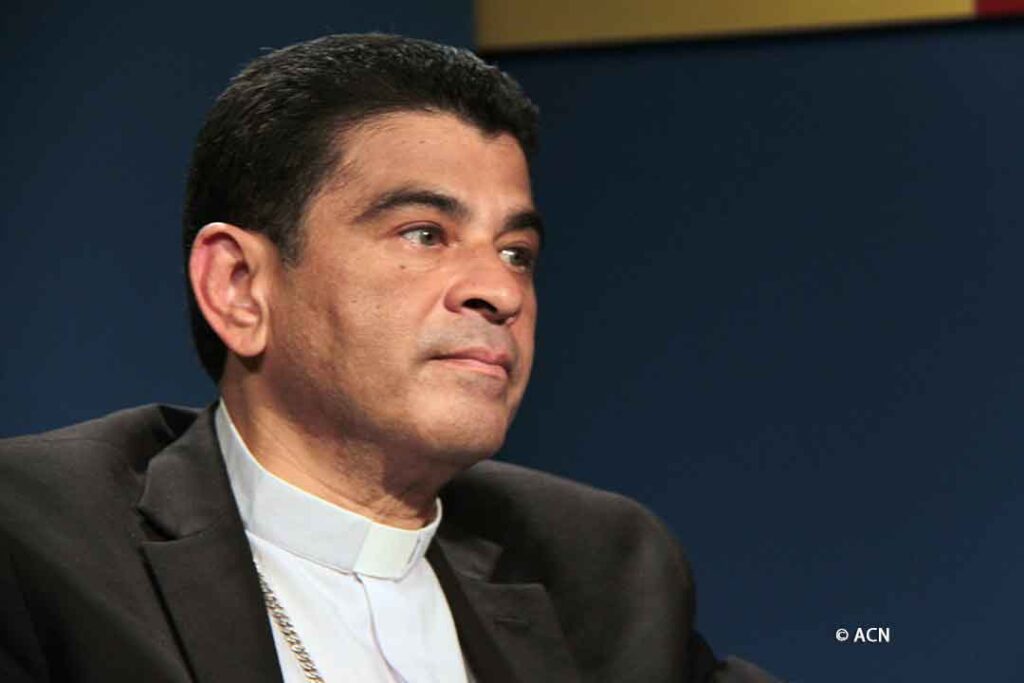 Der aus Nicaragua stammende Bischof Rolando Álvarez wurde 2022 verhaftet und erst 2024 wieder freigelassen. Er lebt im Exil.