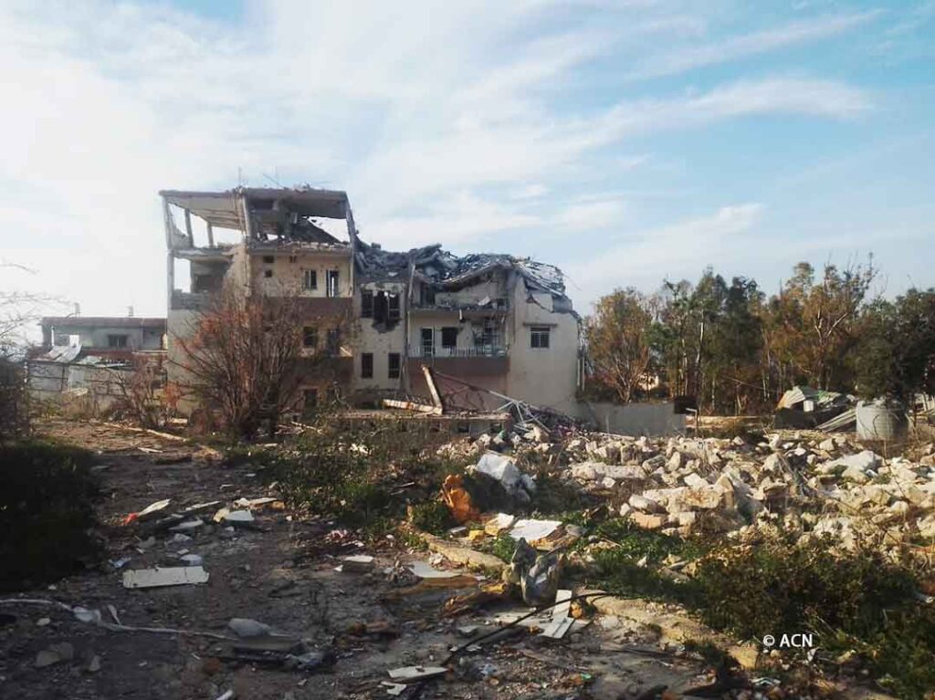 Maisons endommagées appartenant aux paroissiens du diocèse maronite de Tyr