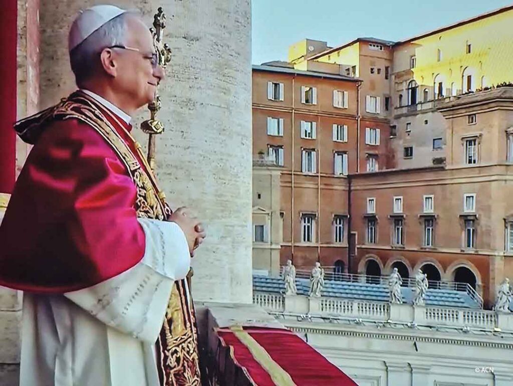 Pope Leo XIV appears on the balcony of St Peter’s to greet the faithful