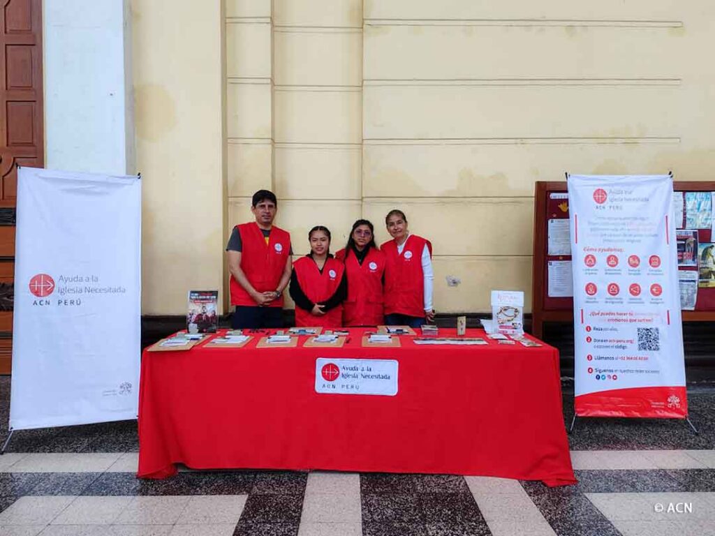 Santiago (first from the left), currently he promotes ACN in Peru