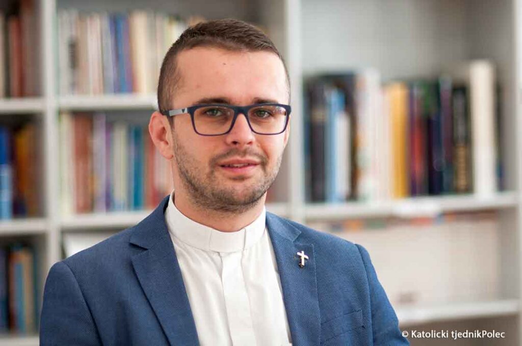 P. Dražen Kustura, portavoz de la archidiócesis de Sarajevo