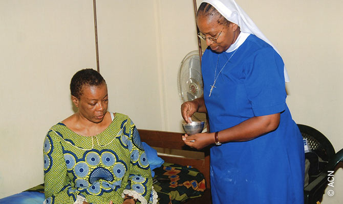 Communion for the sick in hospitals and clinics distributed by the religious sisters of the congregation Soeurs de Saint-Joseph de Cluny.